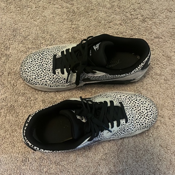 SOLD - Picture 2 of 3